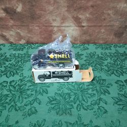Vintage Shell Gasoline Advertising Diecast Bank Toy In The Original Box 