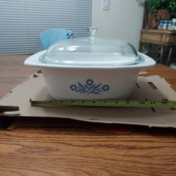 16 Cup Corningware Casserole Dish Located In Palm Beach Gardens 