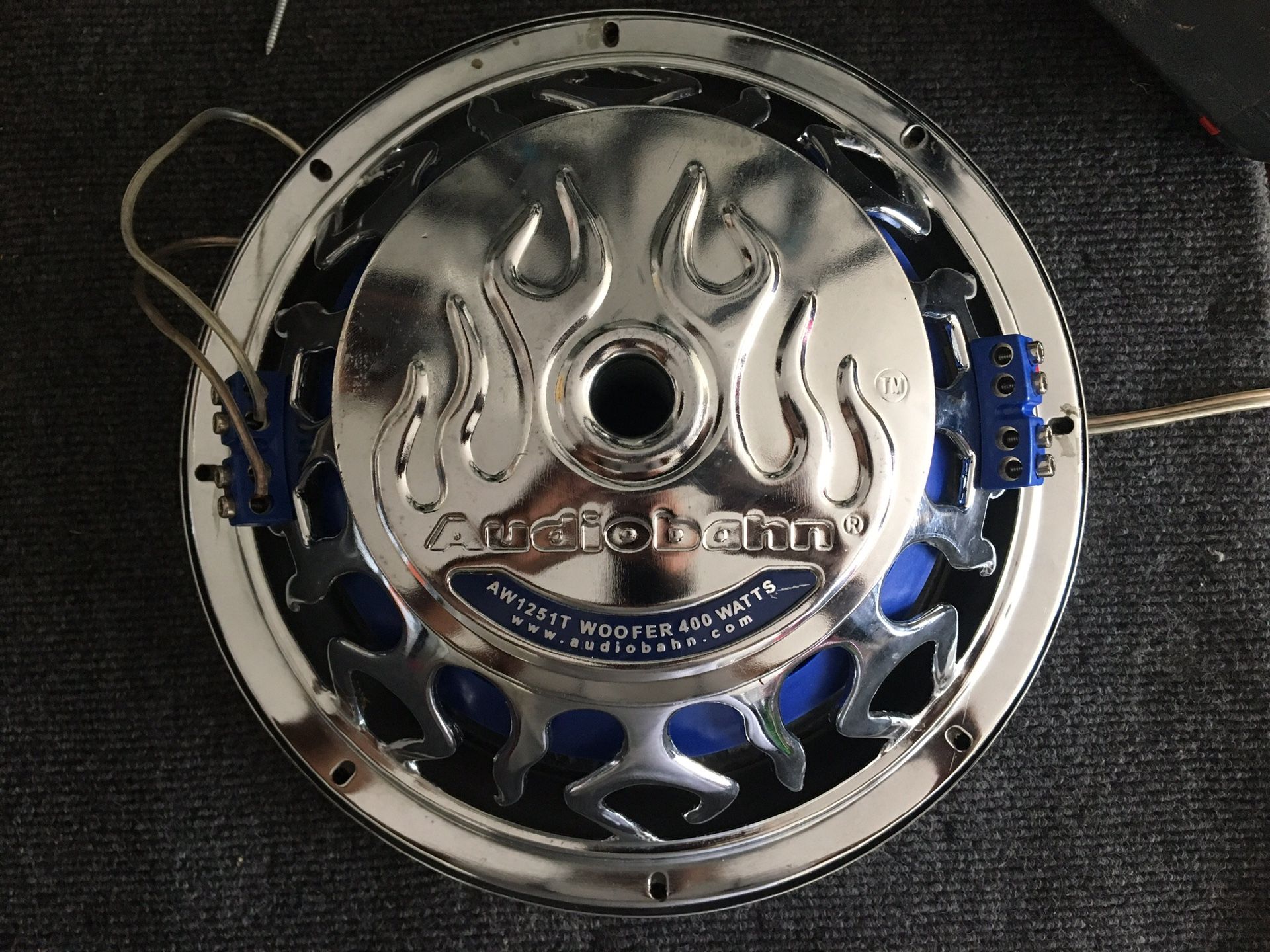2 x 12" 400W RMS Audiobahn Subwoofers
