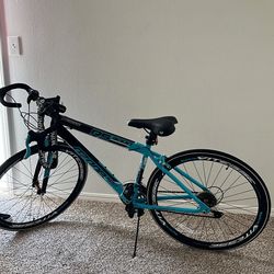 Brand New Adult Bike Comes With Bike Lock 