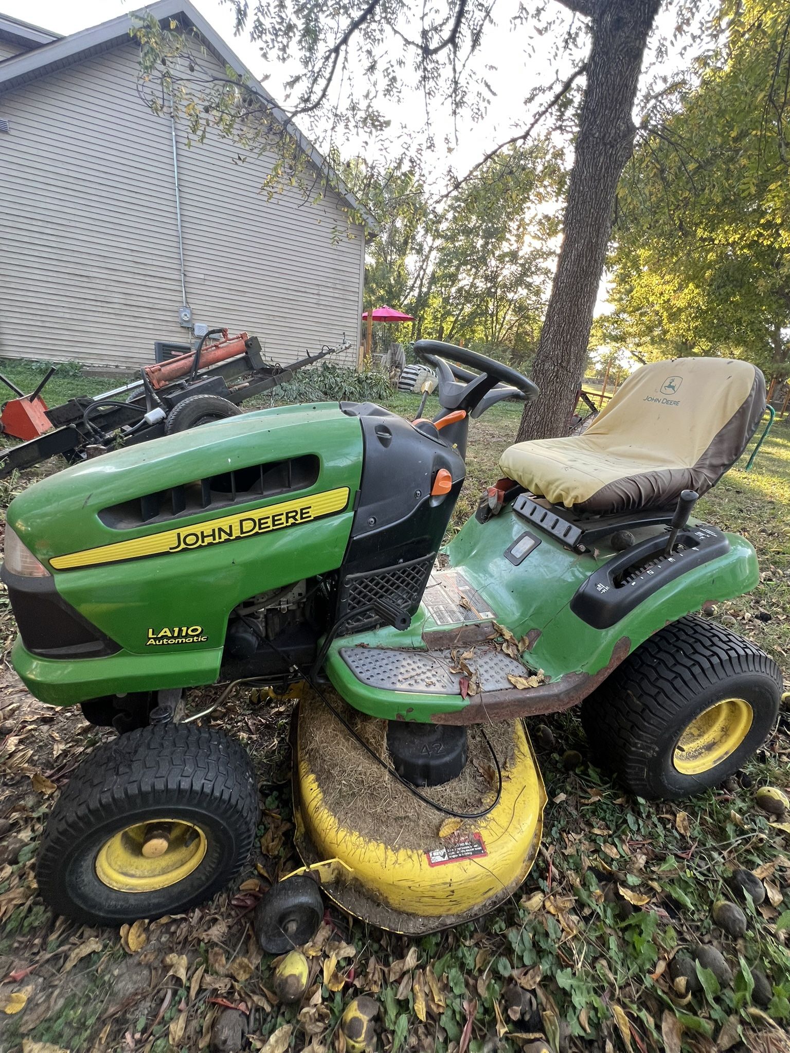 John Deer Tractor Mower