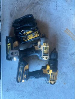 Dewalt drills & impacts / taladros & impactos