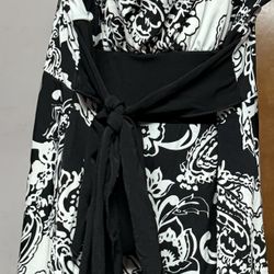 Black And White Dress. Size L