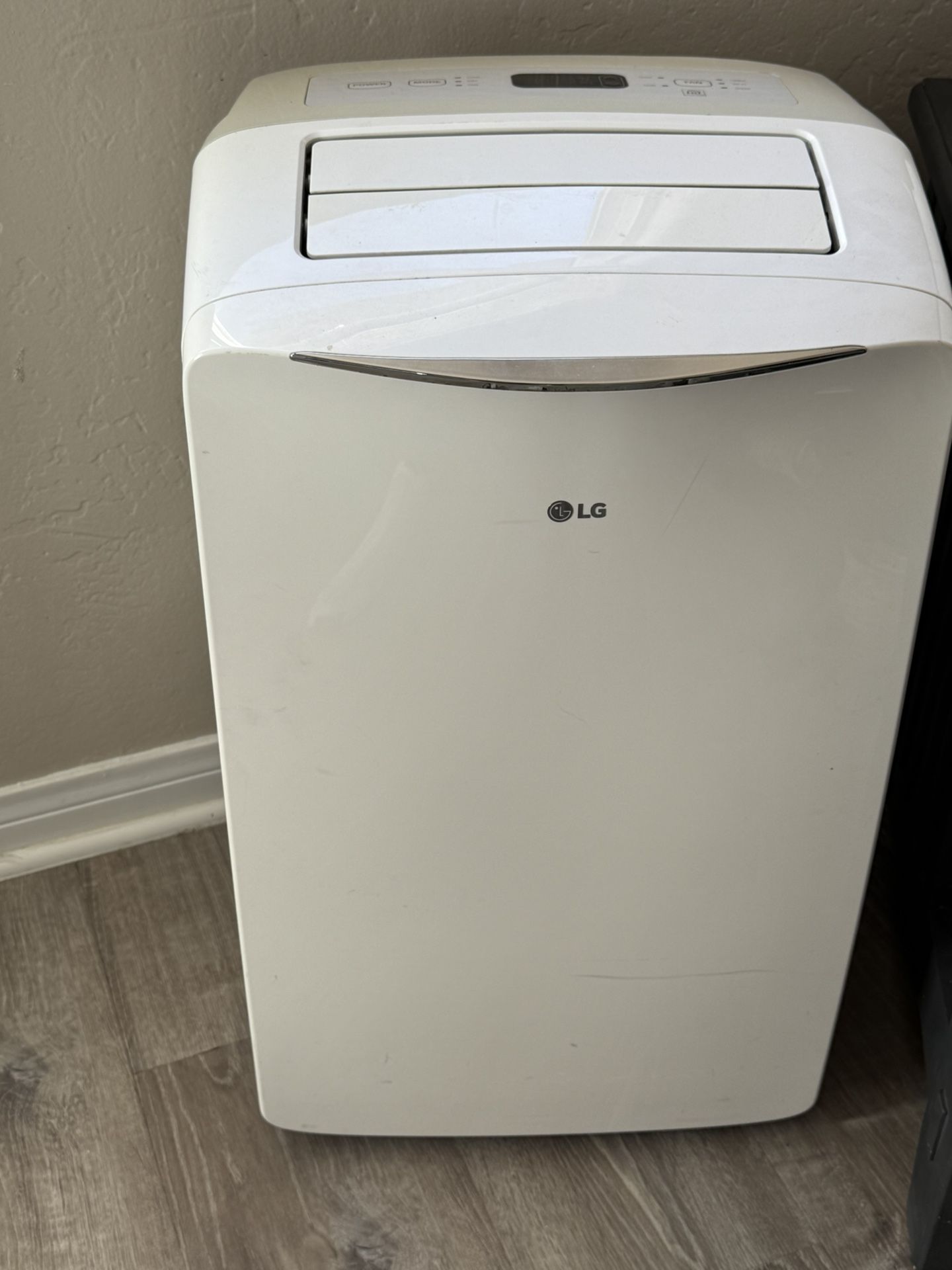 LG Air Conditioner