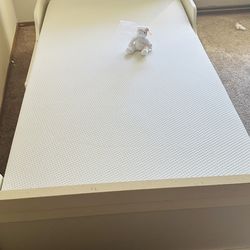 twin bed and memory mattress