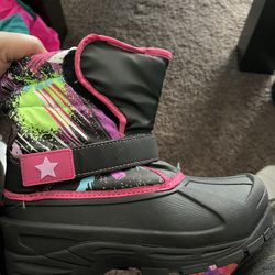 Winter Boots Size 3