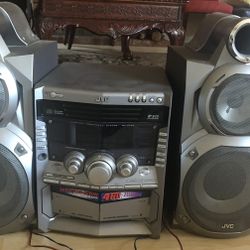 Cassette And CD Stereo With Speakers  