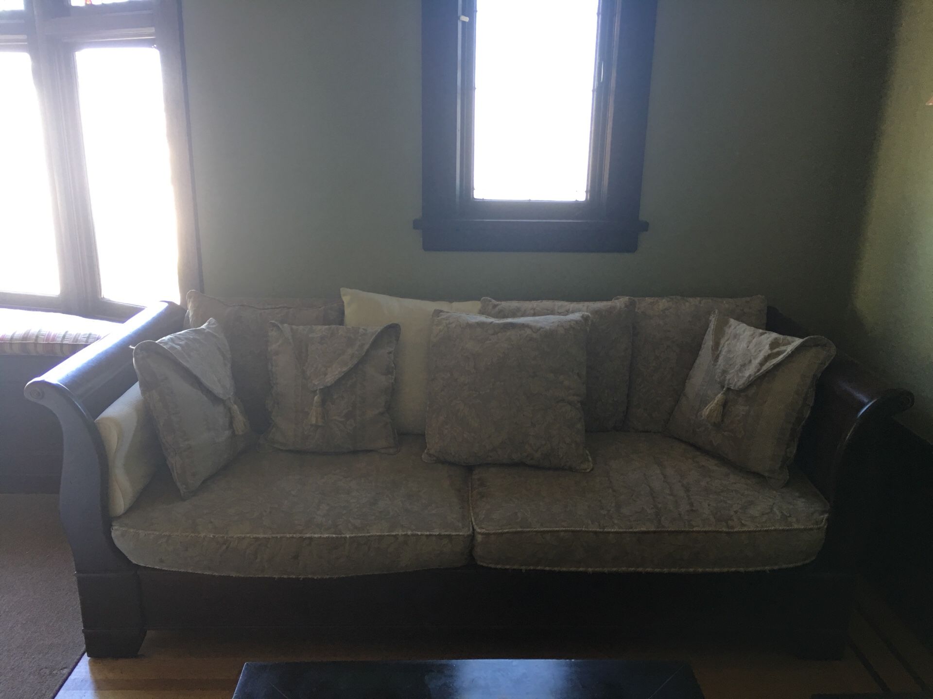 Free Couch!