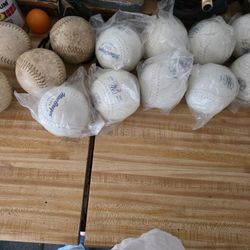 Soft Ball, Glove And Fast Pitch Girls Softballs 