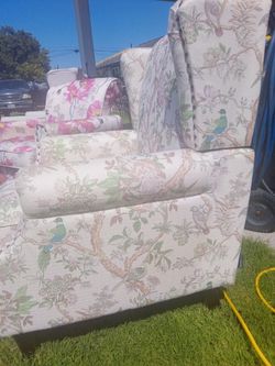Bird Pattern Linen Upholstered chair