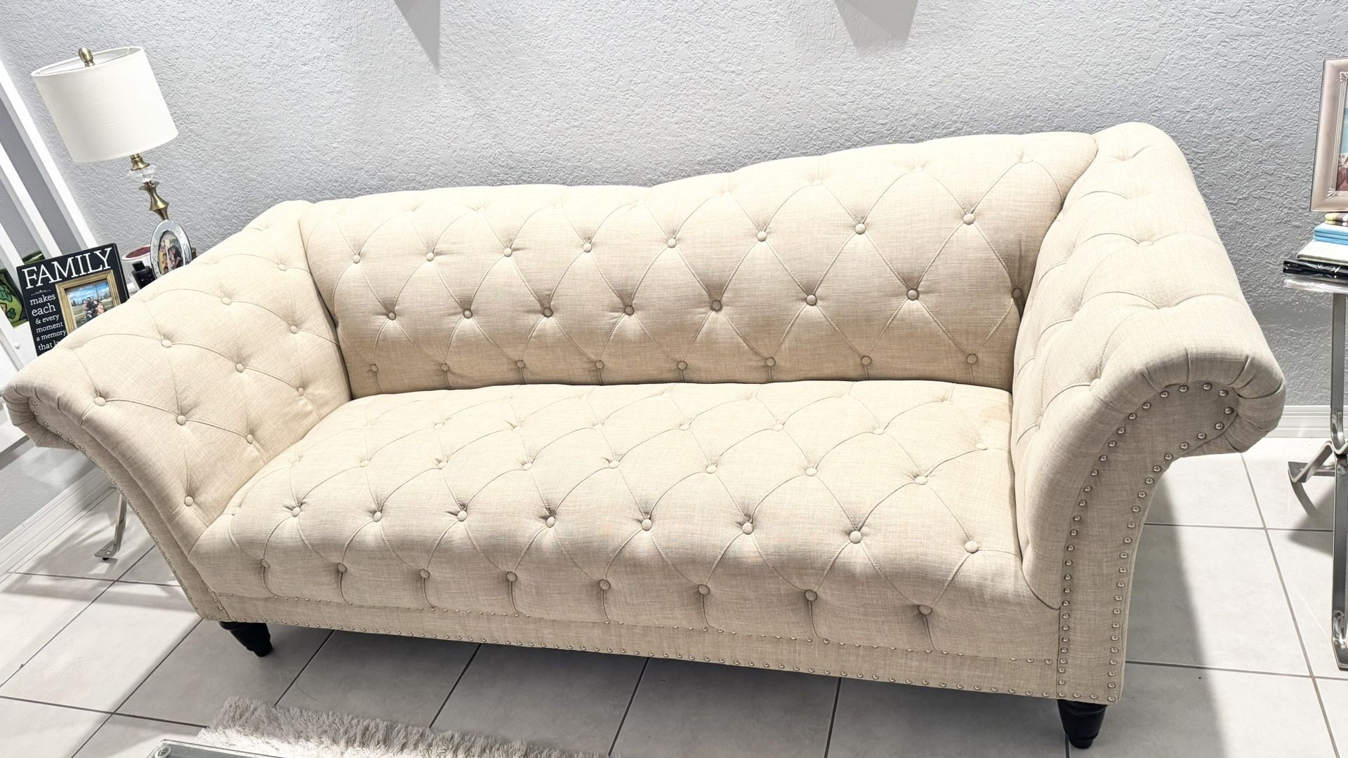 Amazing 3 Sit Sofa Like New