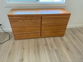 Dresser oak 6 drawer