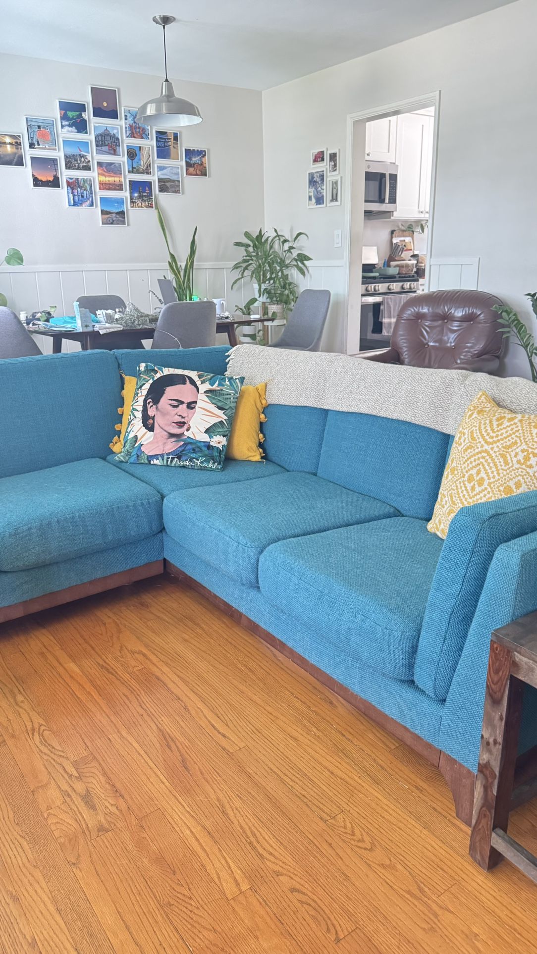 Article Couch