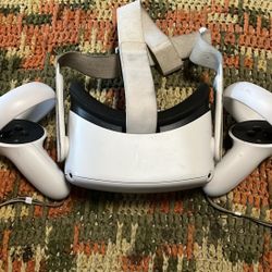 Oculus Quest 2 256GB (Read description!)