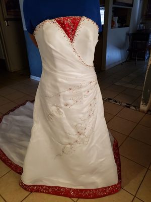 New And Used Wedding Dress For Sale In Las Vegas Nv Offerup