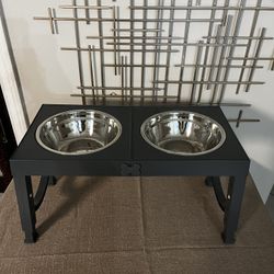 New Elevated Dog Bowl Stand ( Med- Large Size Dog) 