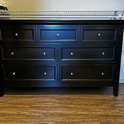 Dresser And Nightstand 