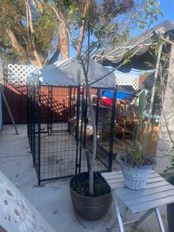 New dog house for sale/ dog cage