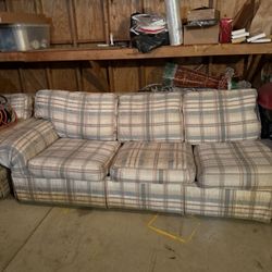 Sectional Couch (2 Pieces) – $40 OBO