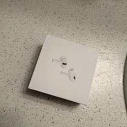 Gen 2 airpods headphones