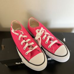 Converse-NEW Hot Pink Size 6