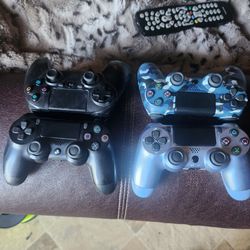 PS 4 controllers
