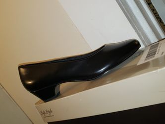 Soft Style Pumps (NEW)