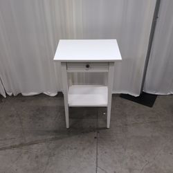 White Wood Nightstand with one drawer