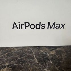 Apple Airpod Max headphones