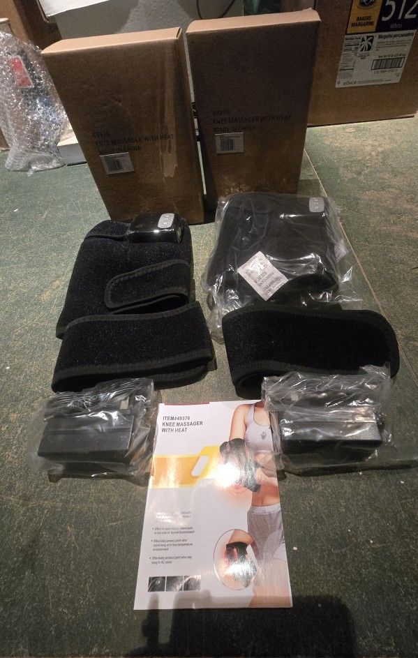 NEW Set Of 2 Knee Massagers With Heat