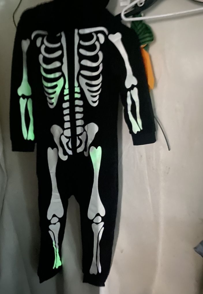 Skeleton Glow In The Dark Pajama Costume Size M 10/12