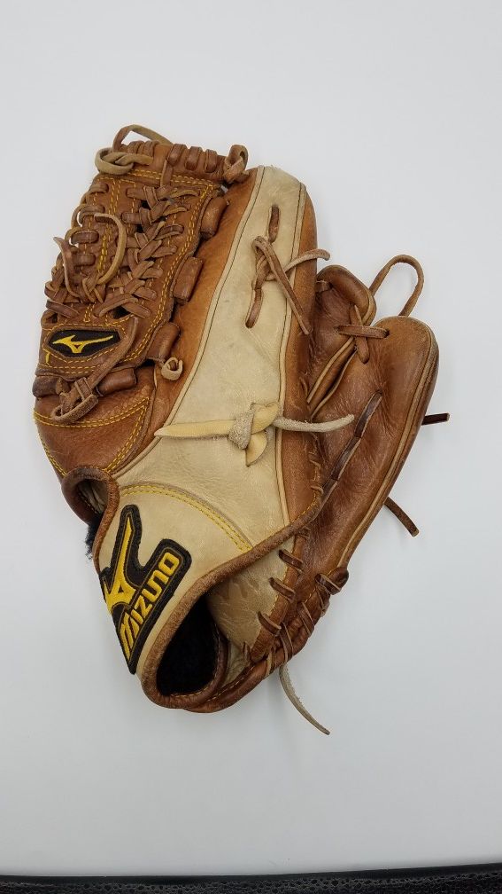 MIZUNO GCP 67S Soft Classic Pro Series Baseball Glove 11.5" RHT