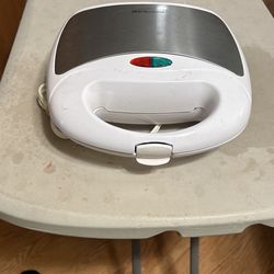 Brentwood  Panni  press