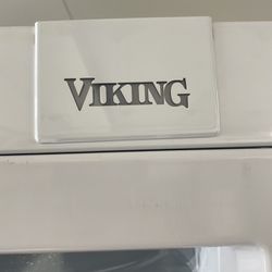 Never Used Viking Refrigerator 7 Series