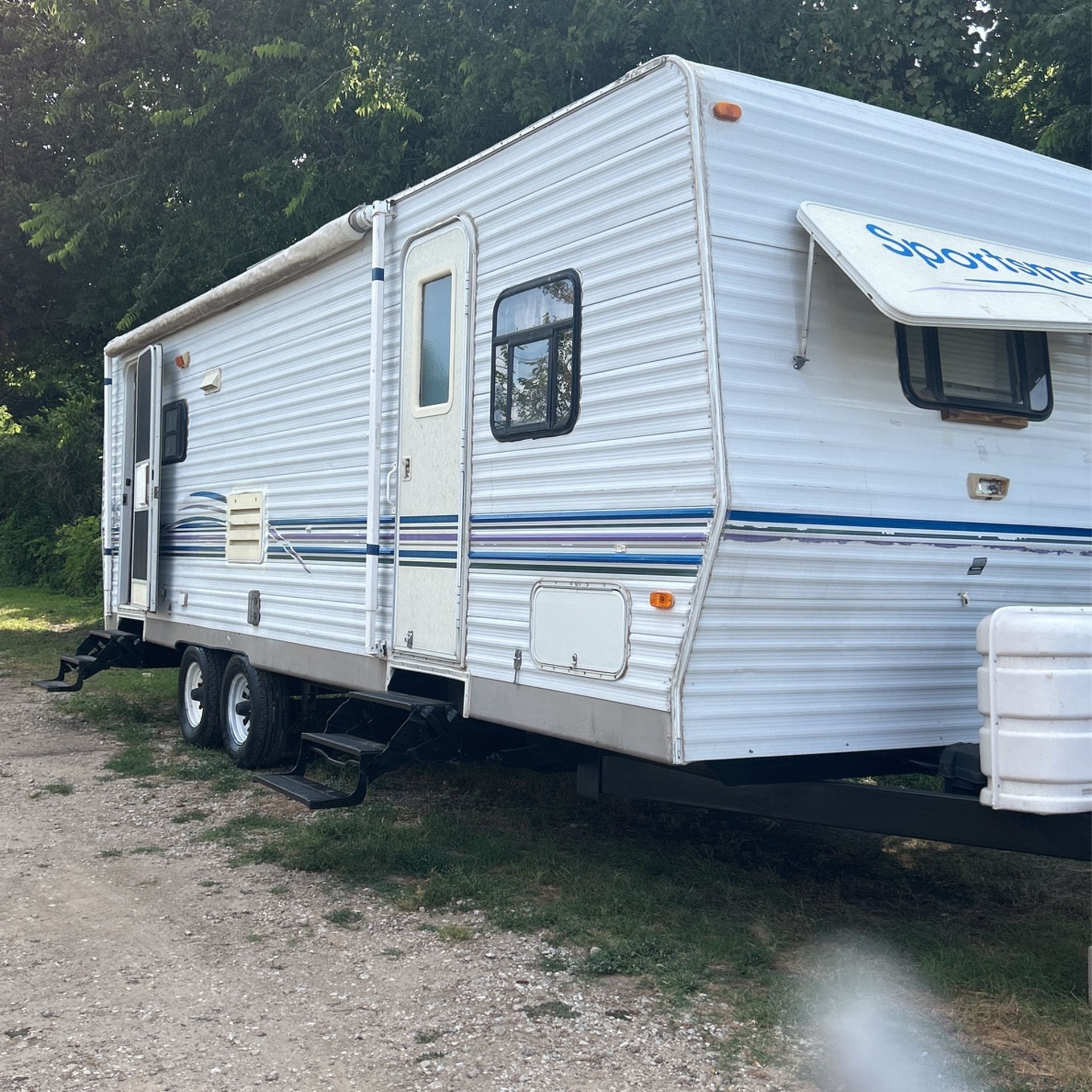 2004 Sportsman 32 Foot for Sale in Arlington, TX - OfferUp