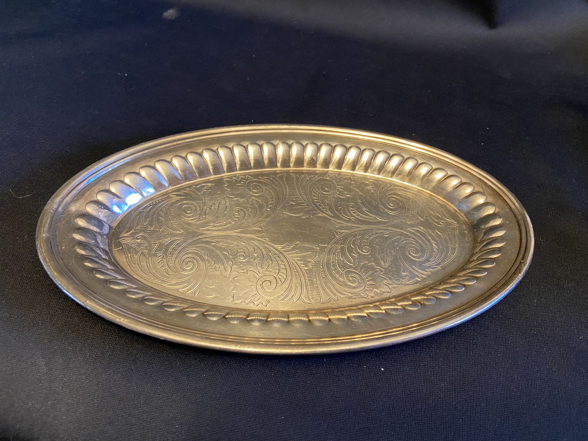 Silver Plated Dish Oneida Silversmith