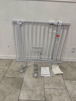 Extra Wide Pet Gate / Safety Gate with Pet Door - Fits Openings 29.5” - 40.5”