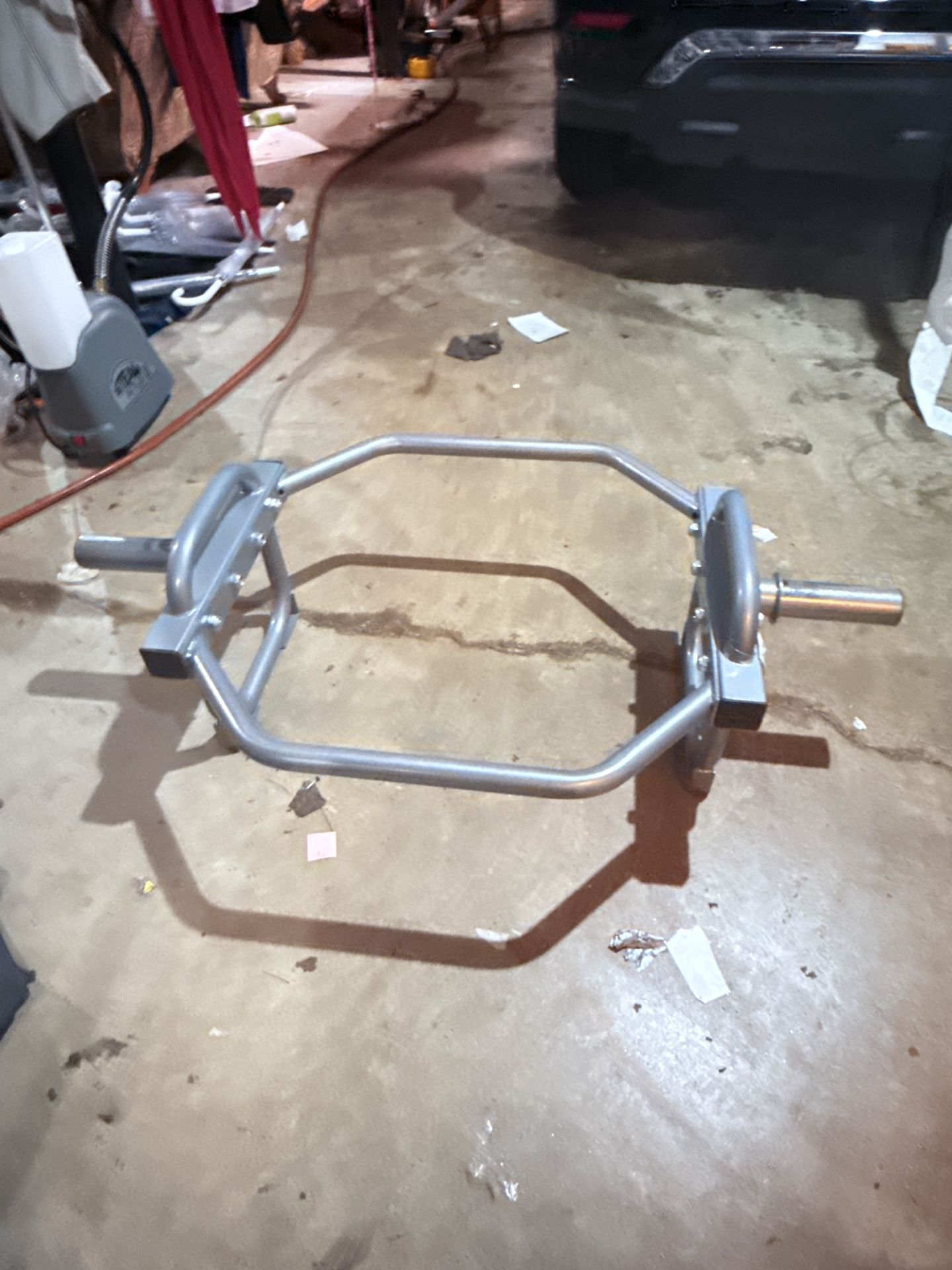 Hex/Trap Bar – Solid Strength Piece for Deadlifts, Shrugs & Farmer Carries