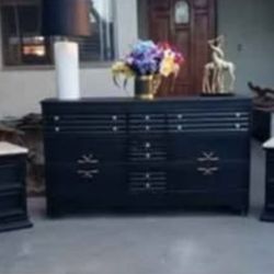 9 Drawer Dresser With Pair Of 2 Drawer Nightstands - All Solid Wood - Black With Gold 