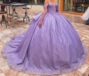 Lilac quincenera dress size Small