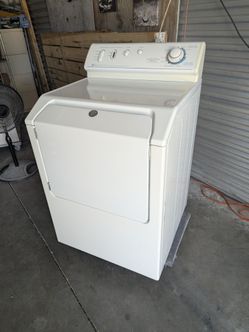 Dryer Maytag Oversize Capacity Plus. DELIVERY AVAILABLE .
