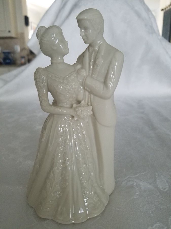 Cake topper wedding- porcelain Lenox