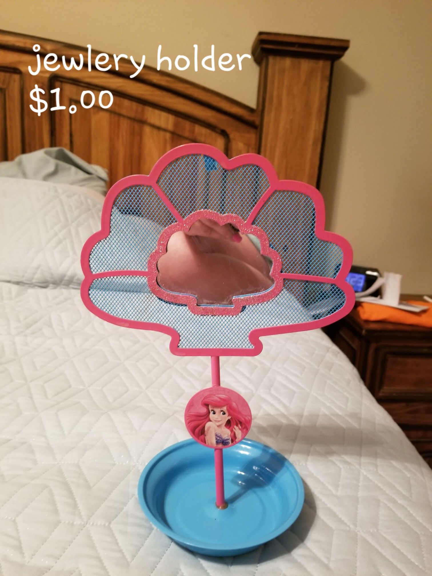 Kids and junior items