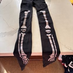 Halloween skeleton black tights size 7-10 see last pic snag