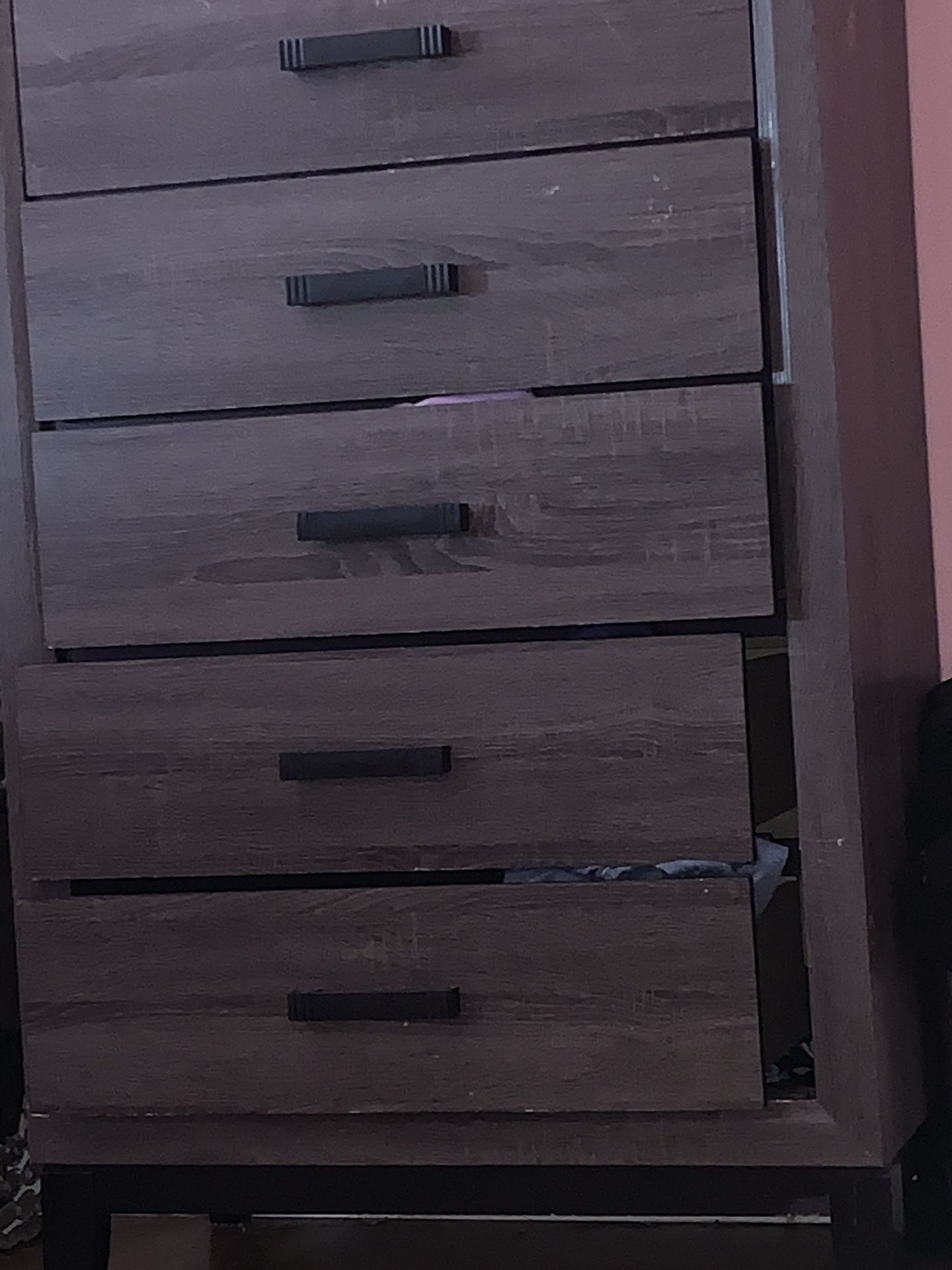 DOMETOUR Contemporary Style 5-Drawer Chest Made with Wood in Gray