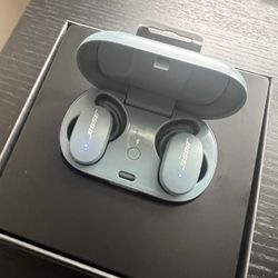 Bose QuietComfort Earbuds (Sage Color)