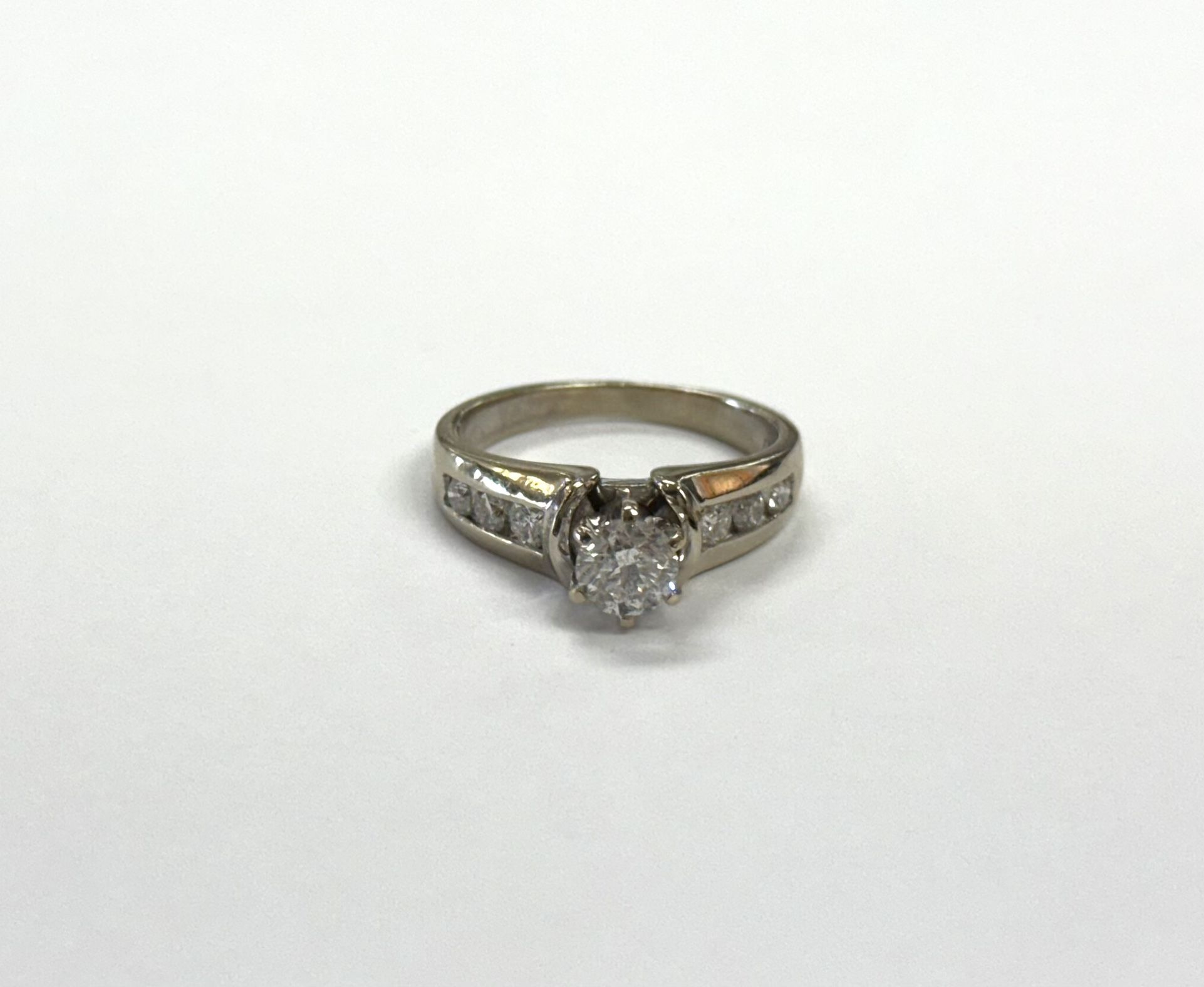 14K White Gold Diamond Ring