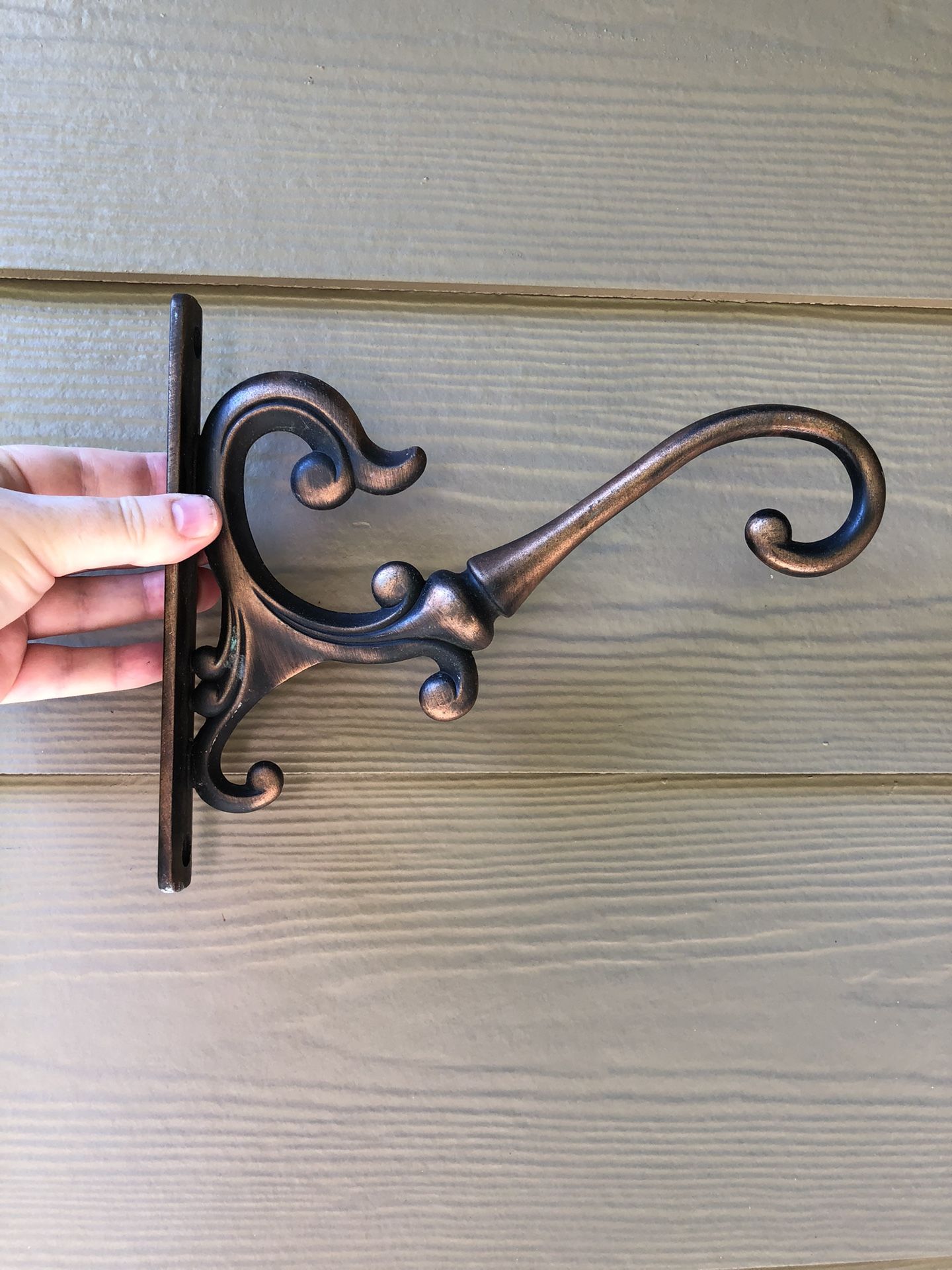 Bronze wall bracket 