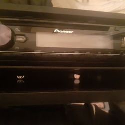 Pioneer Bluetooth Single Din Radio With Screen That Changes 8 Different Colors