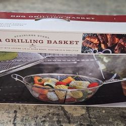 Parini Stainless Steel BBQ Grilling Basket With Locking Lid 11.5" Diameter